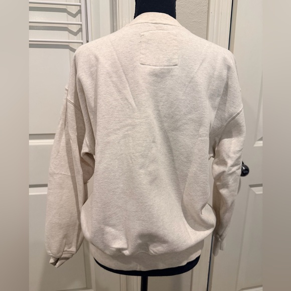 American Eagle Cream/Oatmeal Sweatshirt with Outdoor Graphic - Picture 2 of 3